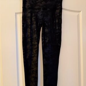 SPANX Black Camouflage Leggings